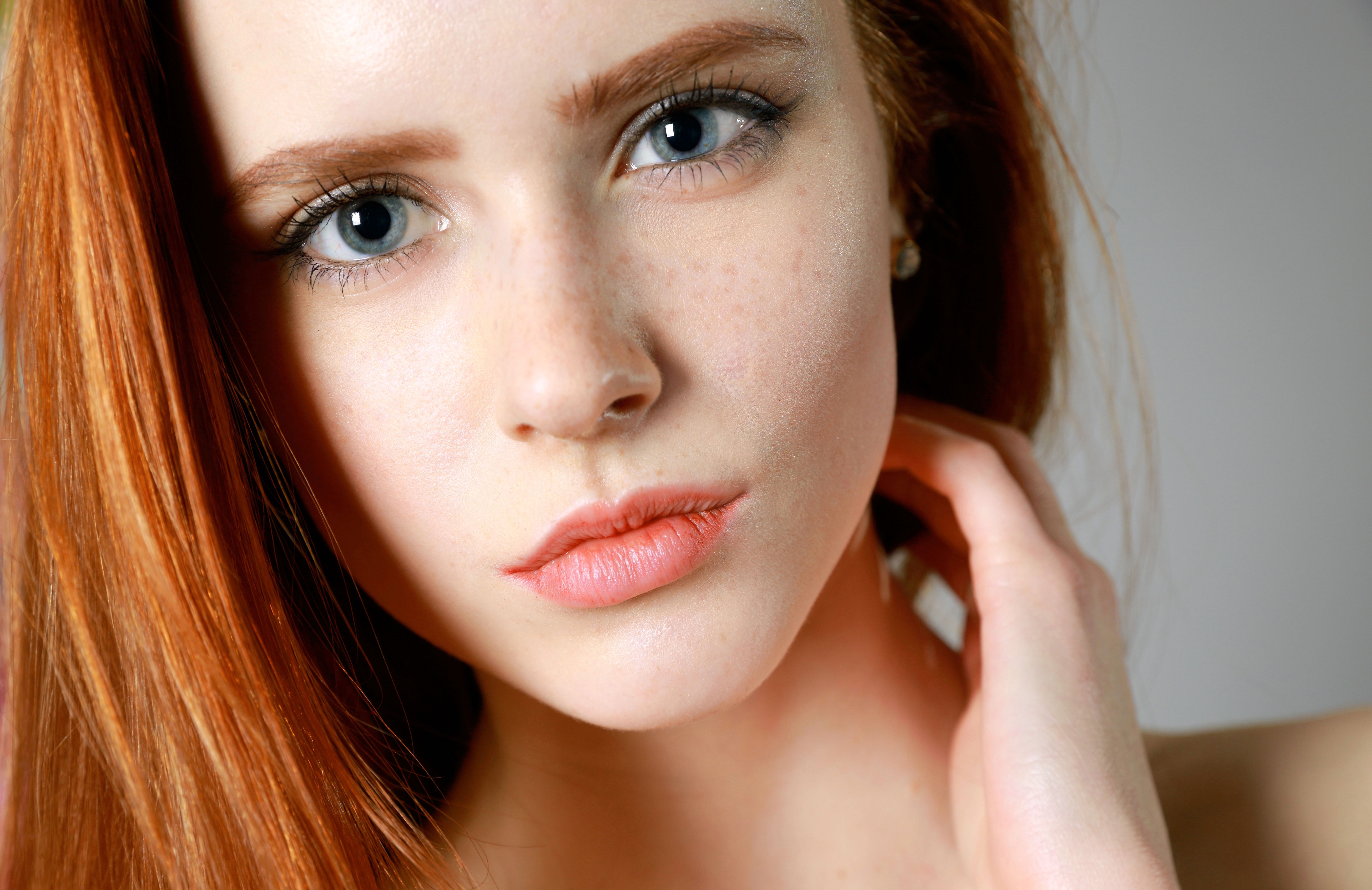 Download wallpaper look, face, model, redhead, Bella Milano, section girls ...
