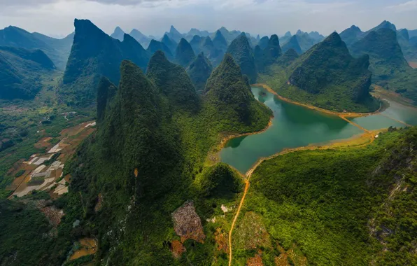Picture mountains, river, China, Guilin and Lijiang River National Park