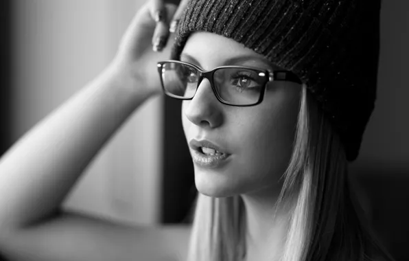 Picture girl, hat, portrait, glasses, black and white photo