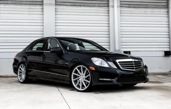 Picture Mercedes, Vossen, E350, on 20, lowered, wheels.