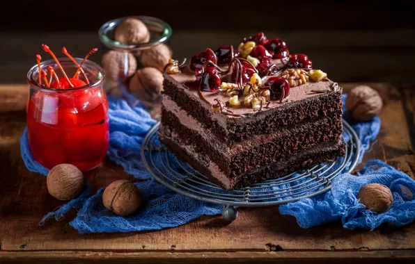 Picture cherry, cake, nuts, cream, sweet, chocolate