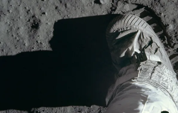 Picture The moon, USA, imprint, astronaut, shoes, Buzz Aldrin, lunar soil, Apollo 11