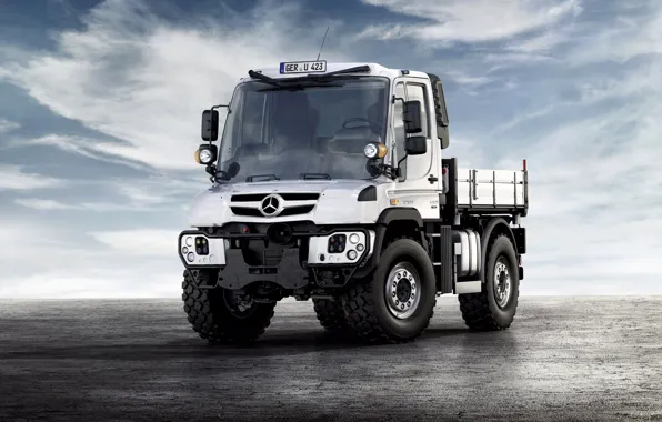 Picture white, the sky, clouds, surface, Mercedes-Benz, truck, Unimog, U423