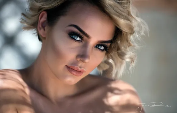 Picture look, face, model, portrait, makeup, hairstyle, blonde, beauty, bokeh, closeup, Rosie Robinson, Jack Russell