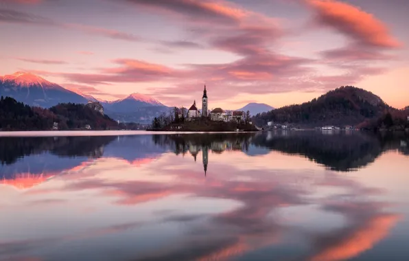 Picture mountains, island, Lake bled, lake bled