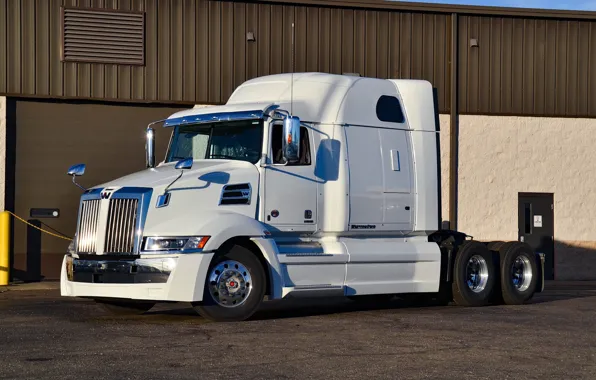 Picture white, tractor, chromium, western star, 5700xe