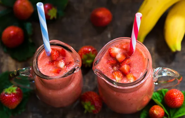 Picture berries, strawberry, bananas, fresh, smoothies