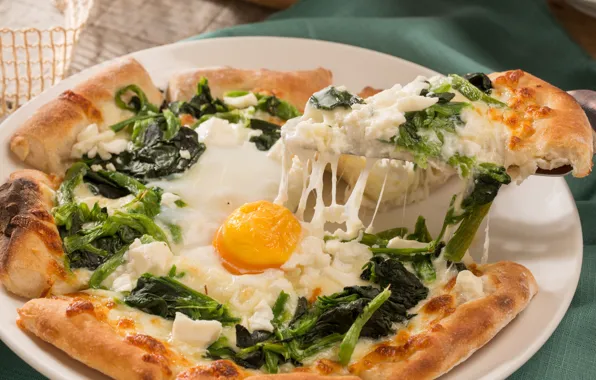 Picture egg, pizza, spinach