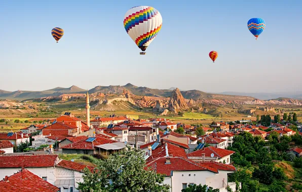 Picture the sky, the sun, trees, mountains, balloons, rocks, field, home, Turkey, balloons, Cappadocia