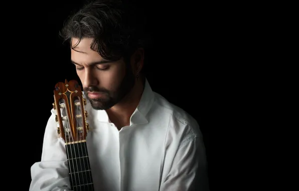 Picture music, guitarist, Julio Cortés