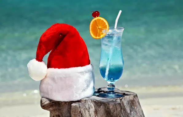 Picture tropics, cocktail, winter hat