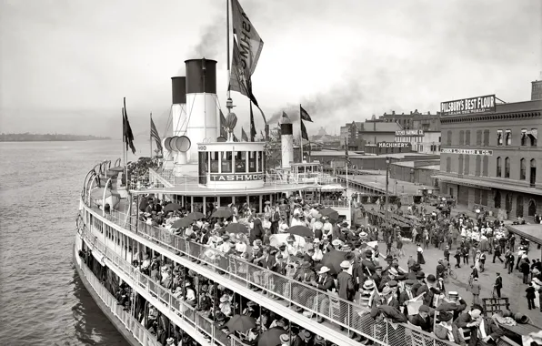 Picture people, ship, pier, port, steamer, USA, Detroit, 1900-the year