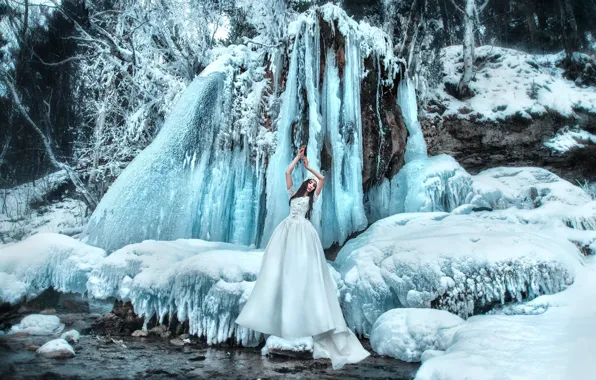 Picture winter, snow, pose, style, mood, waterfall, ice, the situation, hands, the bride, wedding dress, Maria …