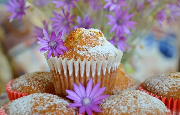 Picture cupcakes, Purple flowers, Cakes, Purple flowers