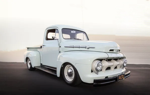 Picture Ford, White, Pickup, Hotrod, 1952