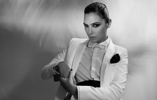 Picture look, actress, black and white, Gal Gadot