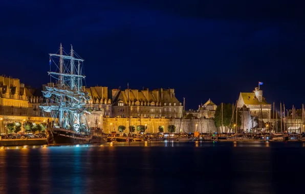 Picture night, lights, France, ship, home, sailboat, yachts, boats, lights, Bay, piers, Brittany, Saint-Malo, Saint-Malo