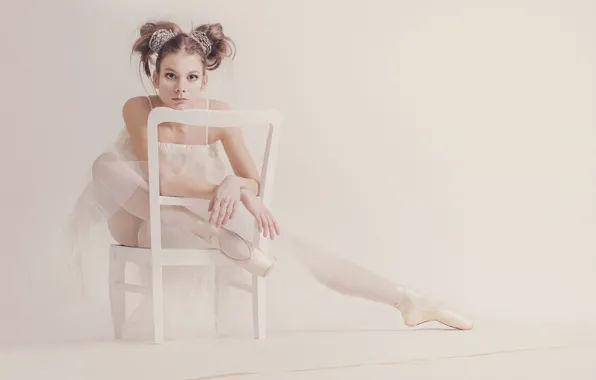 Picture chair, ballerina, Pointe shoes