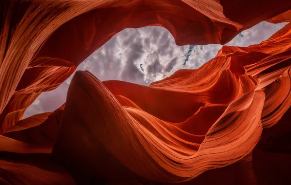 Picture the sky, clouds, nature, rocks, patterns, texture, Antelope canyon