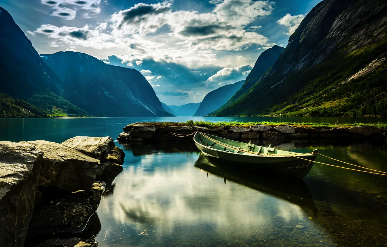 Норвегия фьорды яхта пейзаж