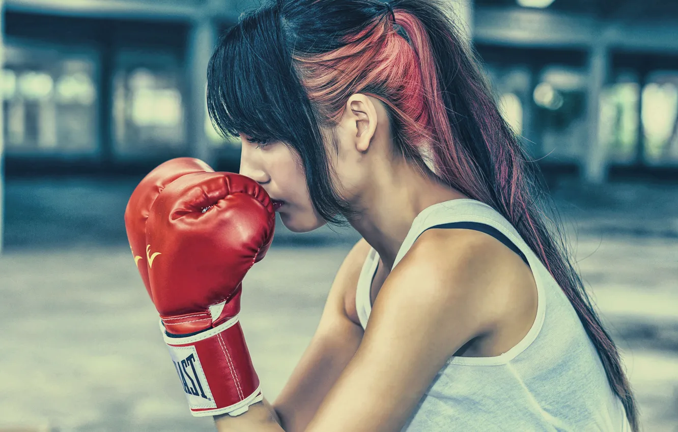 Wallpaper girl, face, hair, profile, Boxing gloves images for desktop,  section спорт - download
