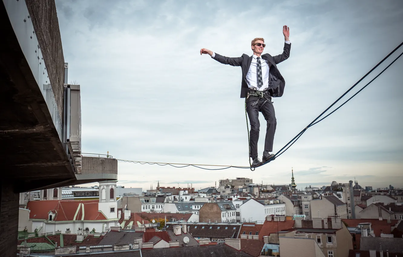 Photo wallpaper the city, height, male, insurance, tightrope Walker, Vienna