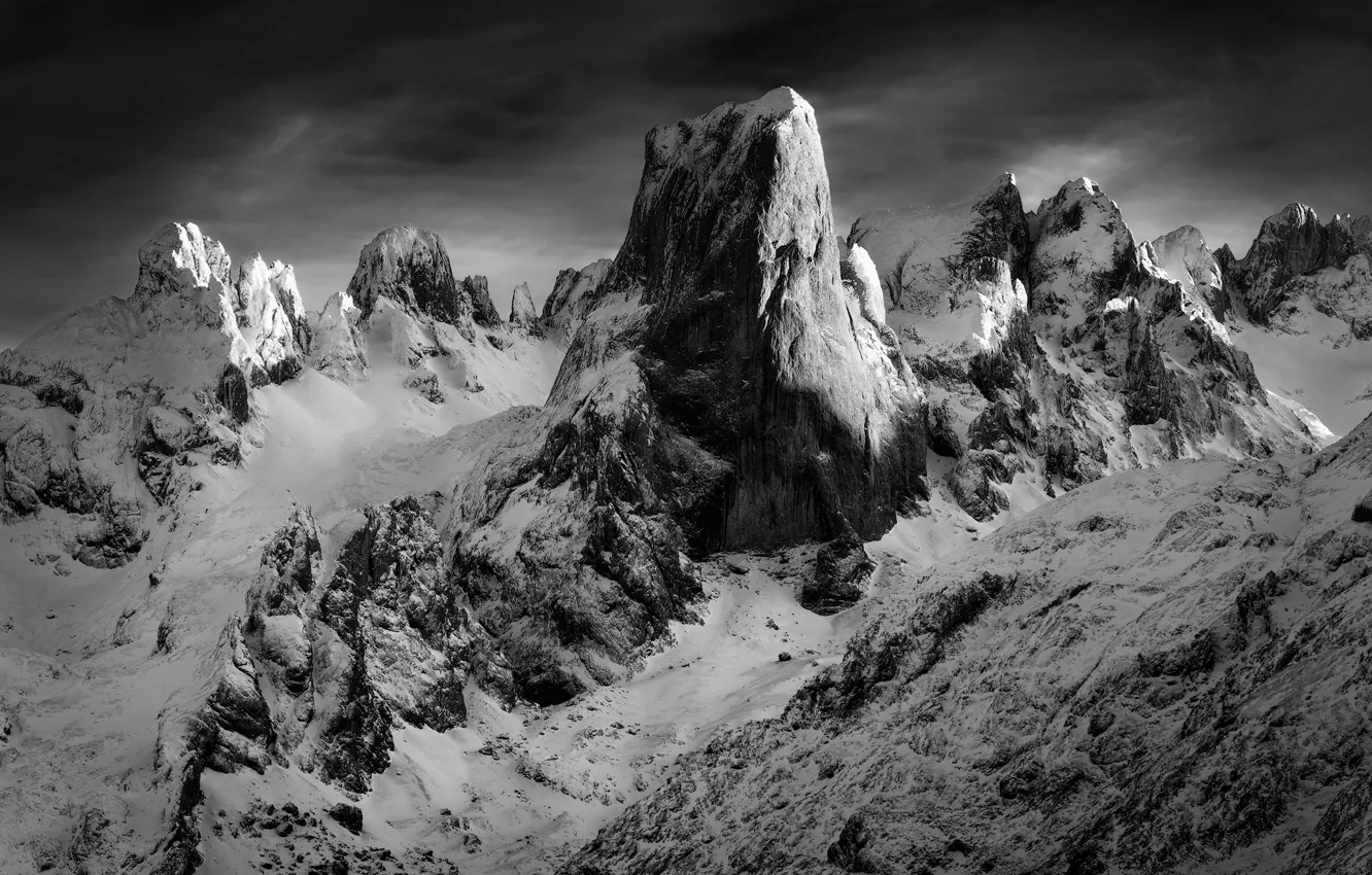 Photo wallpaper snow, mountains, rocks, b & W photo