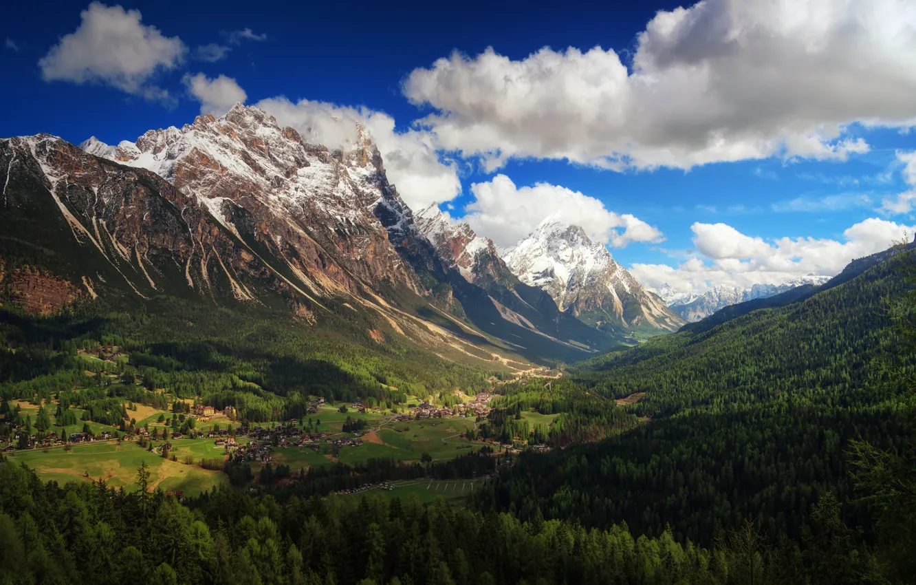 Photo wallpaper The Dolomites, a mountain range in Italy, a mountain range in the Eastern Alps