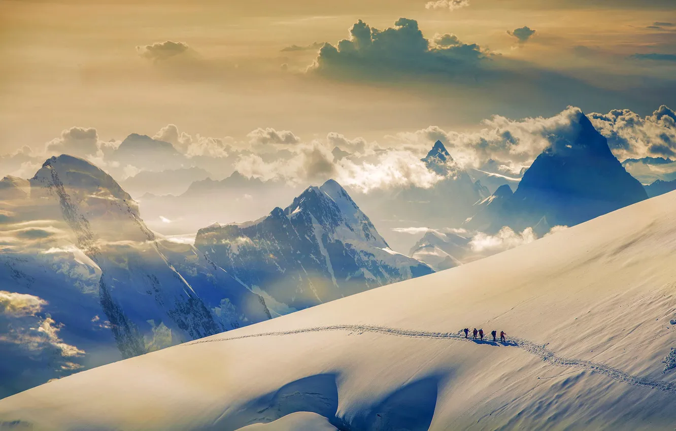 Wallpaper Snow Mountain Switzerland Climbers Jungfrau The Bernese