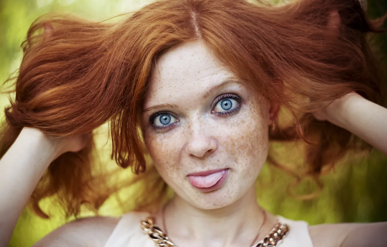 Photo wallpaper woman, Redhead, tongue, freckles, gestures