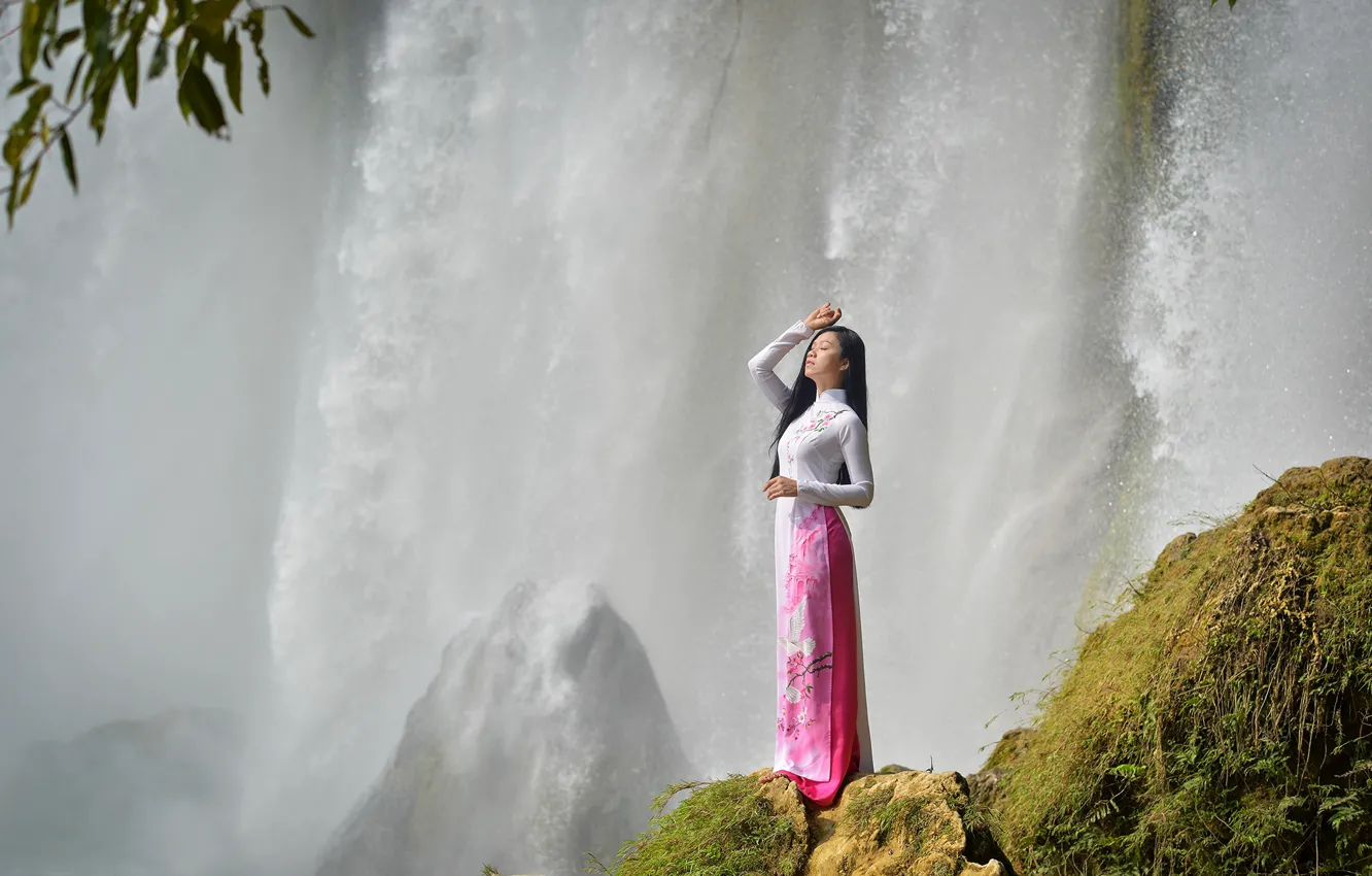 Photo wallpaper girl, waterfall, dress, Asian, Vietnam, Vietnamese