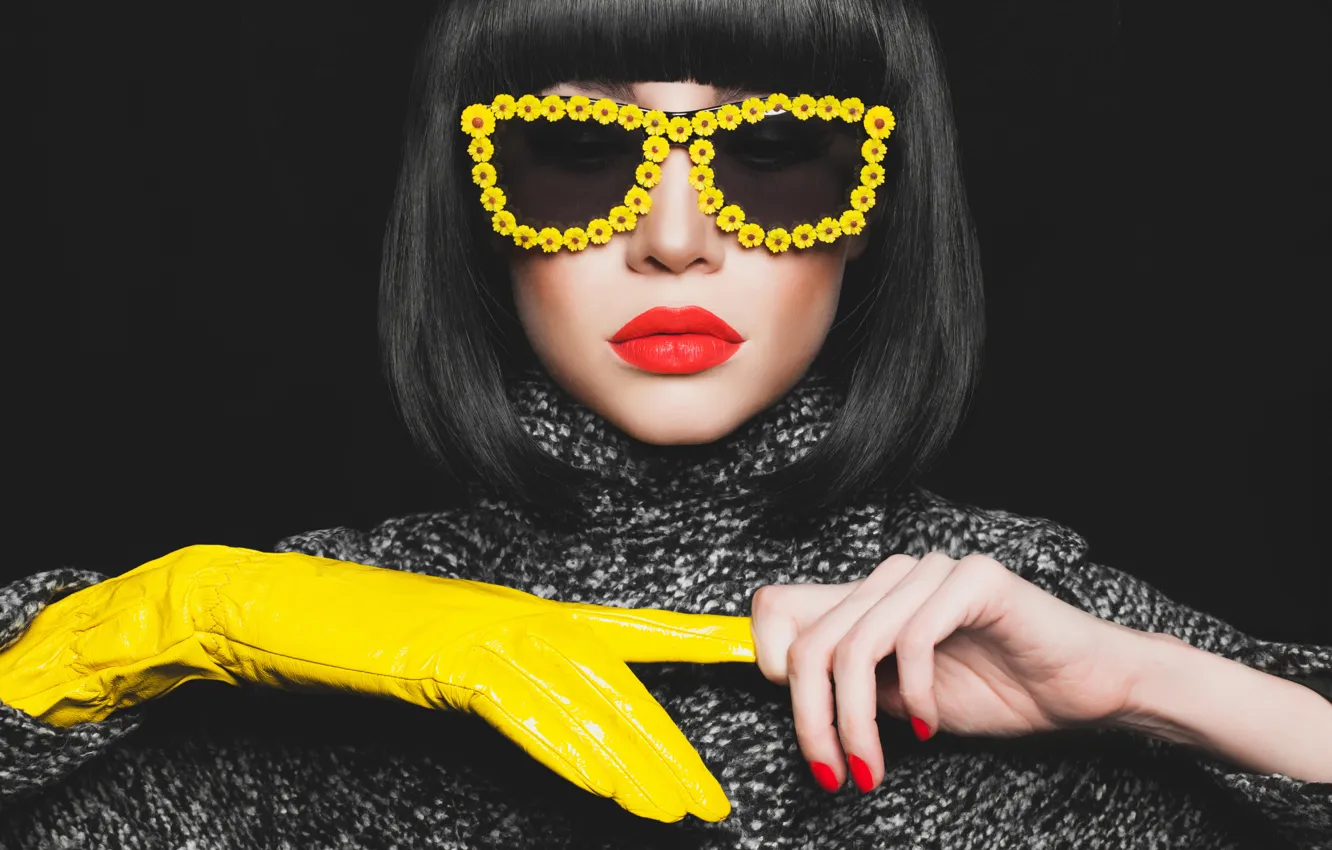 Wallpaper fashion, model, brunette, yellow eyeglasses, Yellow glove images  for desktop, section стиль - download
