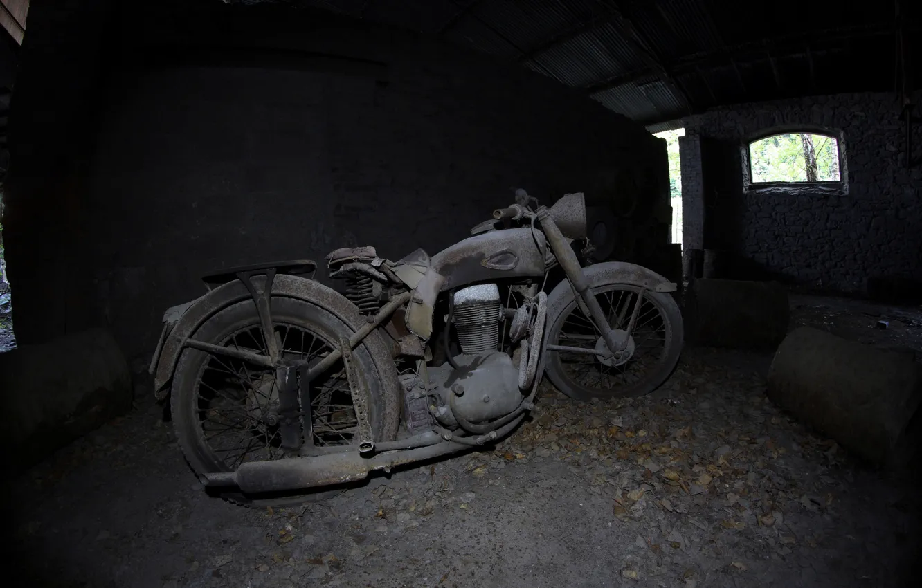 Photo wallpaper motorcycle, scrap, the basement
